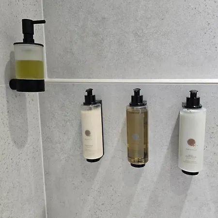 Mysliwska Solar Garden Premium Wawelofts - Free Garage Apartment Krakow