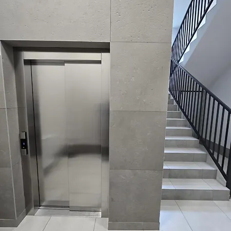 Apartamento Mysliwska Solar Garden Premium Wawelofts - Free Garage *